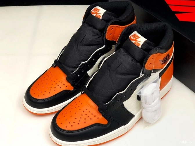 Cheap TBkick Shattered Jordan Retro High 1 Backboard555088-005 OG Air 0824